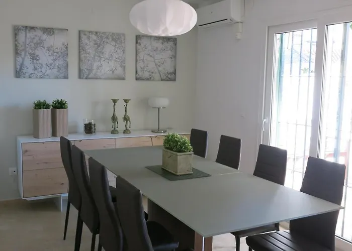 Hébergement de vacances Casa Agnethe *