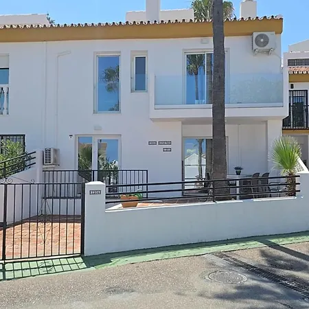 Casa Agnethe * フエンヒロラ